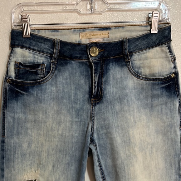 Morena Rosa Isabelli - Picture 2 of 14